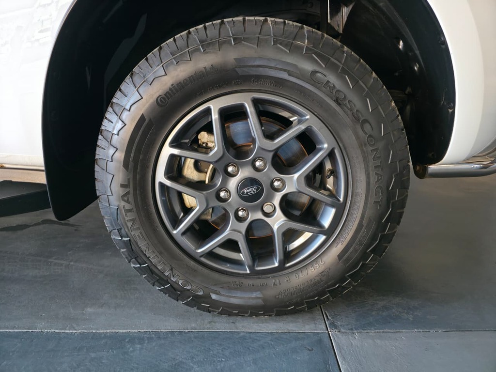 FORD EVEREST EVEREST 2.2 TDCi  XLT A/T - 7