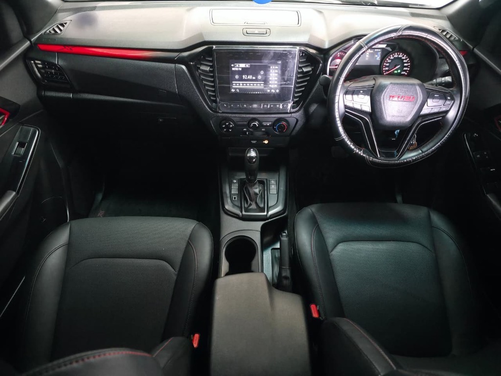 ISUZU D-MAX D-MAX 1.9 Ddi HR X-RIDER A/T D/C P/U - 11