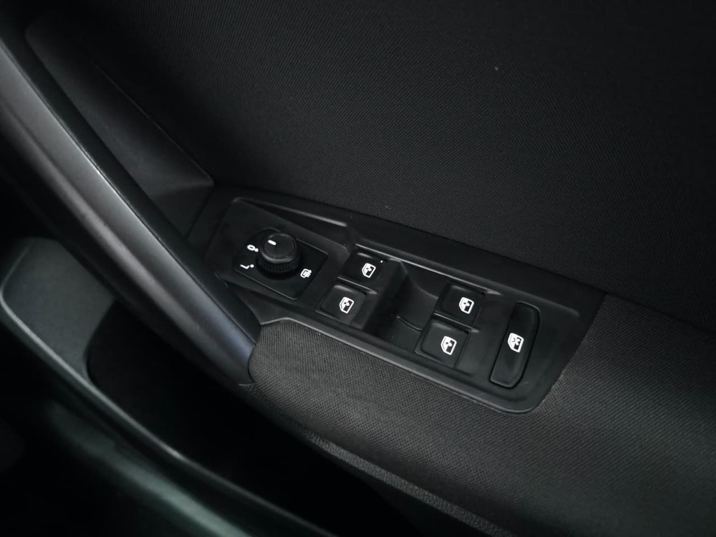 VOLKSWAGEN TIGUAN TIGUAN ALLSPACE 1.4 TSI DSG (110KW) - 18