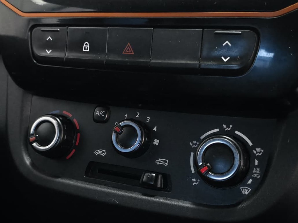 RENAULT KWID KWID 1.0 CLIMBER 5DR - 16
