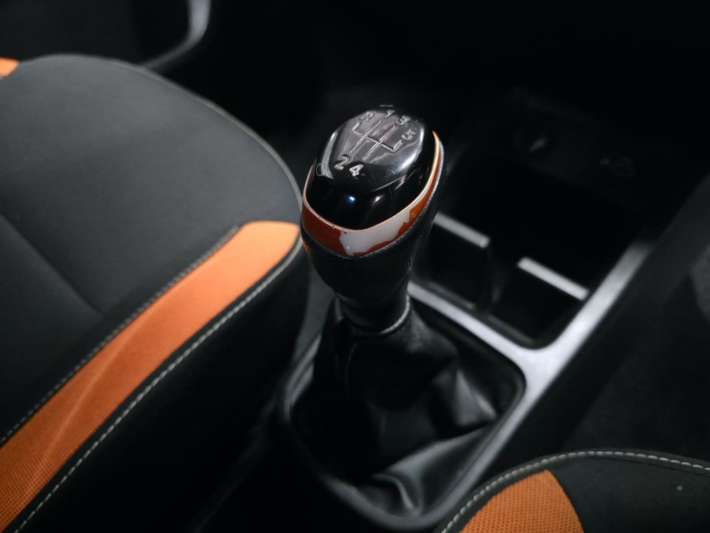 RENAULT KWID KWID 1.0 CLIMBER 5DR - 17