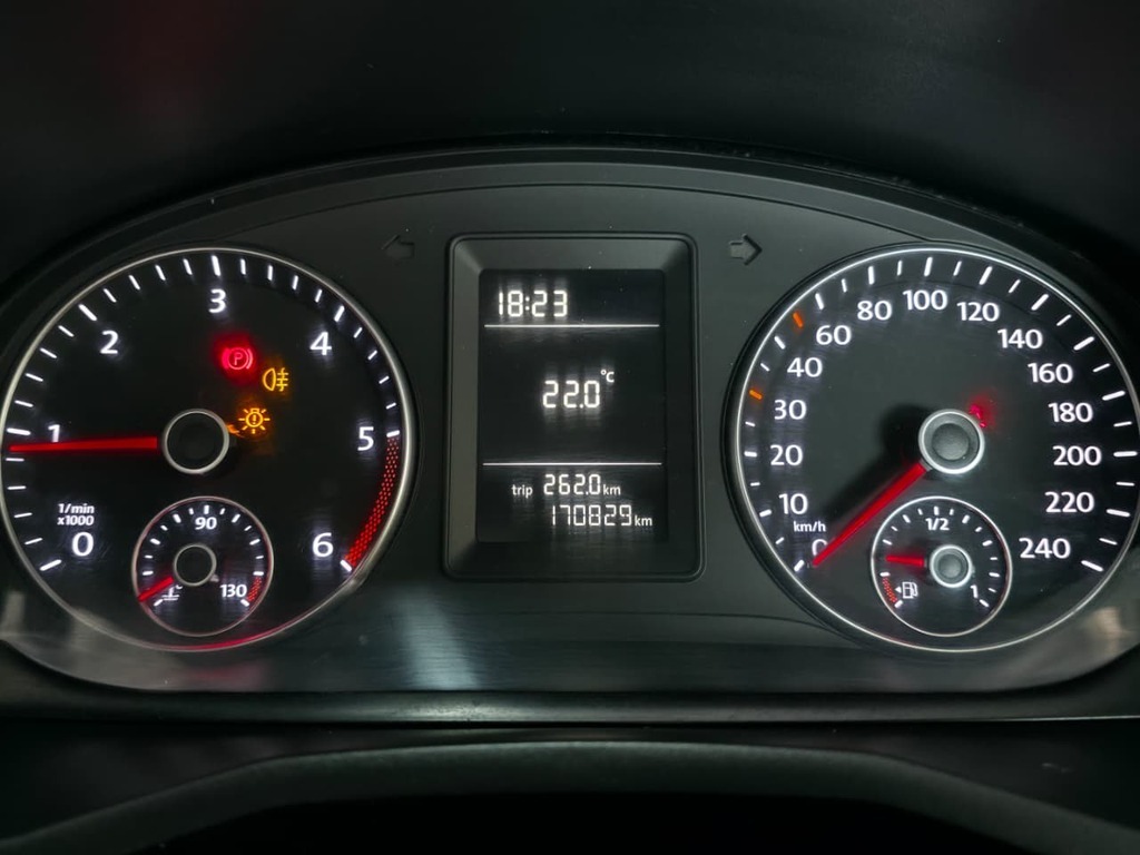VOLKSWAGEN CADDY CADDY4 MAXI CREWBUS 2.0 TDi