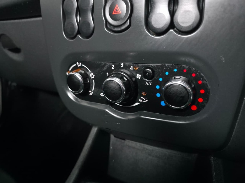 NISSAN NP200 NP200 1.6  A/C SAFETY PACK P/U S/C - 14