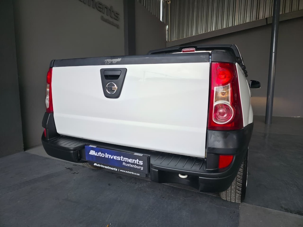 NISSAN NP200 NP200 1.6  A/C SAFETY PACK P/U S/C - 6