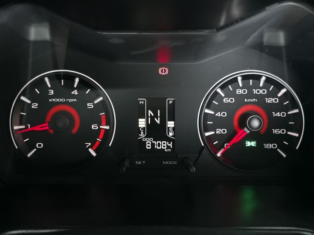 MAHINDRA KUV 100 KUV 100 1.2 K6+ NXT - 19