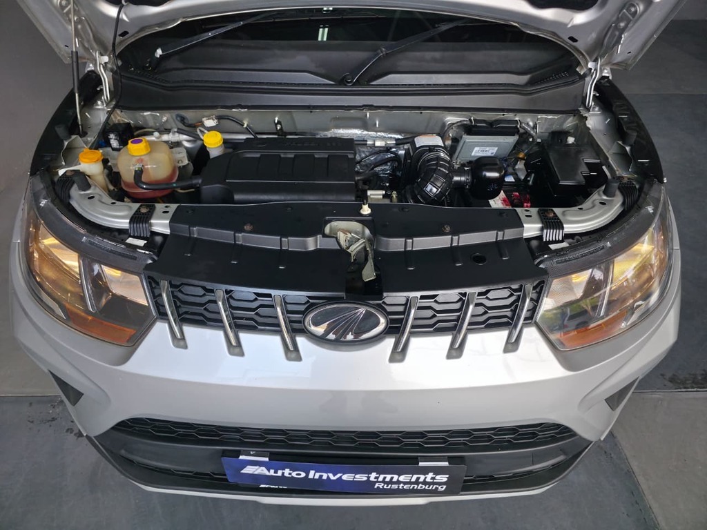 MAHINDRA KUV 100 KUV 100 1.2 K6+ NXT - 20