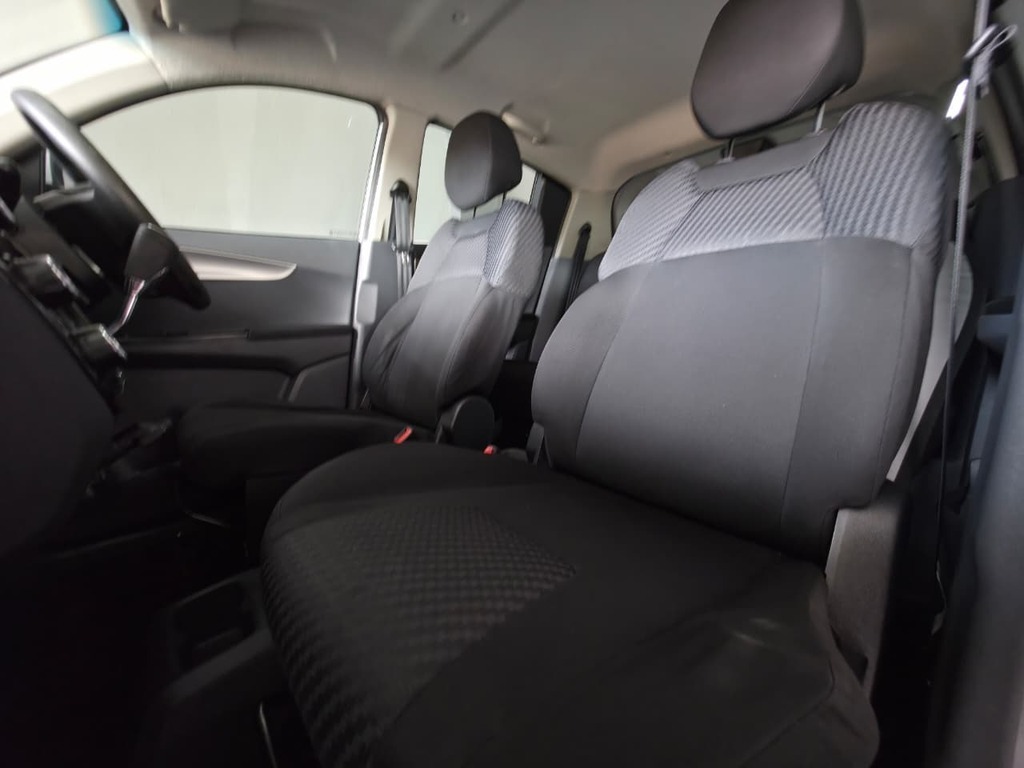 MAHINDRA KUV 100 KUV 100 1.2 K6+ NXT - 8