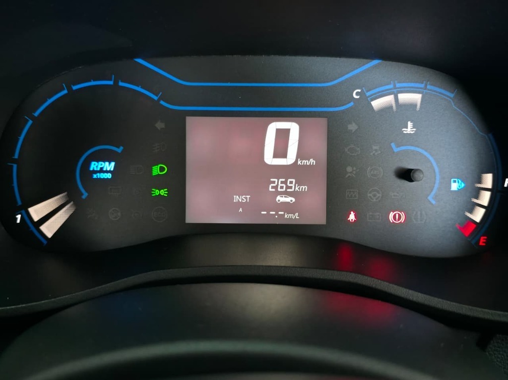 RENAULT KWID KWID 1.0 EXPRESSION / LIFE / EVOLUTION 5DR - 16