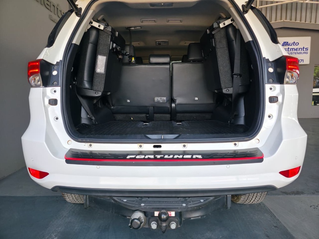 TOYOTA FORTUNER FORTUNER 2.8GD-6 R/B A/T - 11