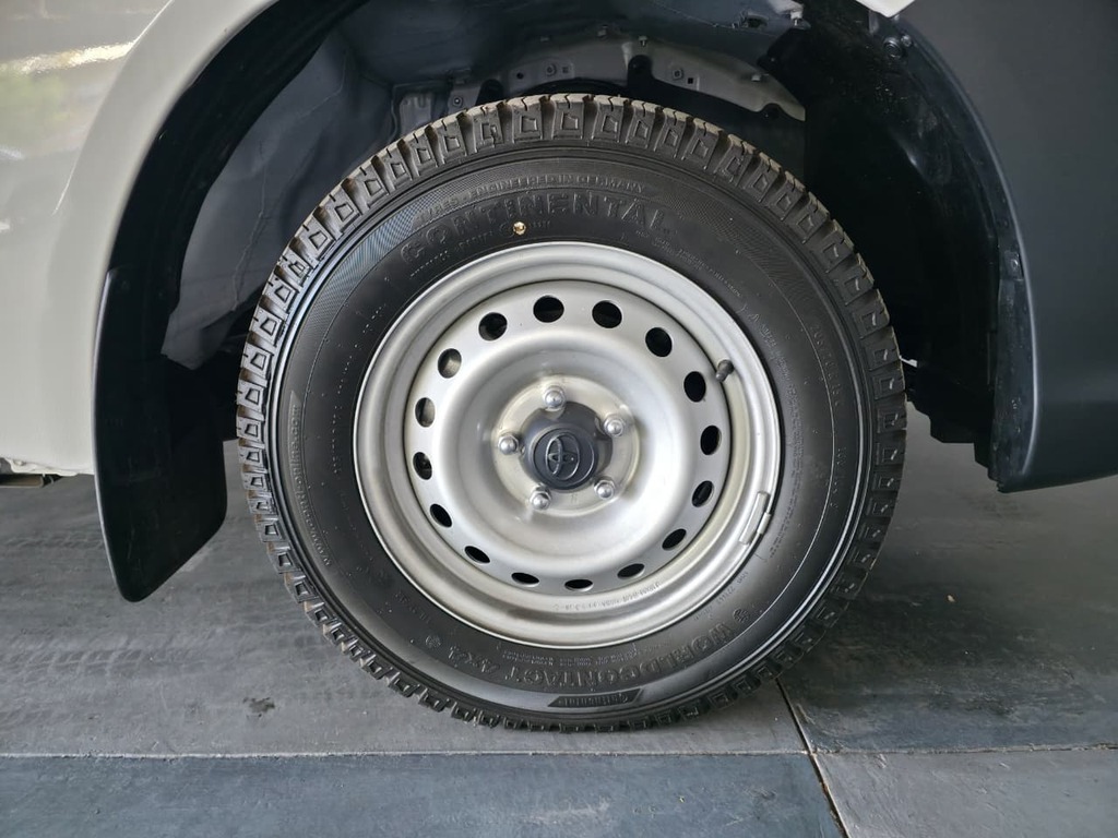 TOYOTA HILUX HILUX 2.4 GD S A/C P/U S/C - 9