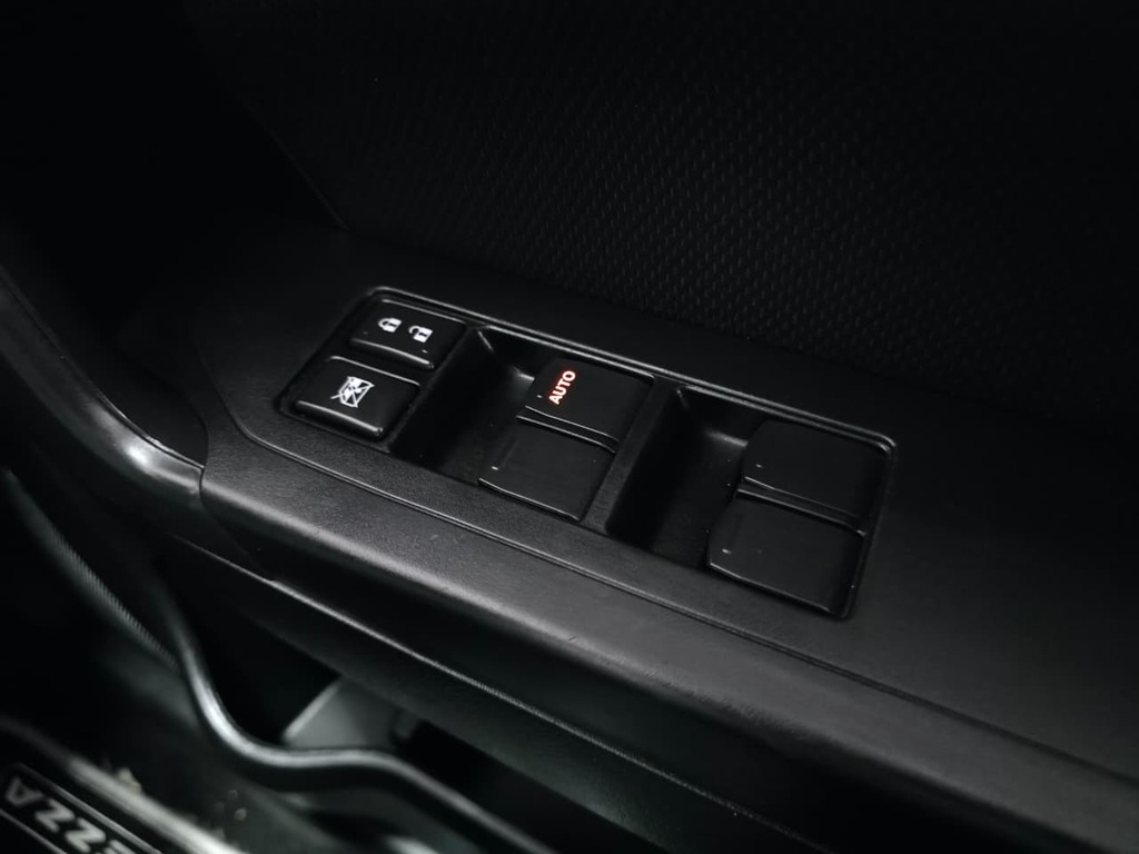 SUZUKI VITARA VITARA BREZZA 1.5 GLX A/T - 17