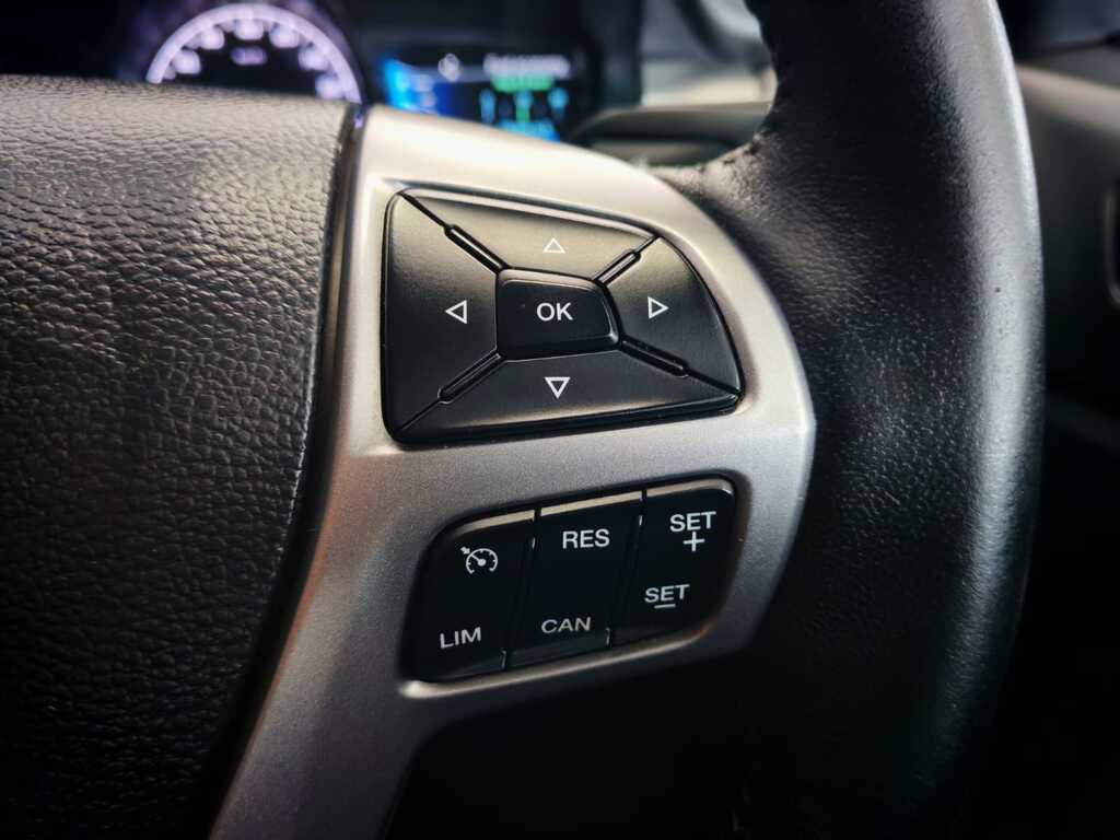 FORD EVEREST EVEREST 2.2 TDCi  XLT A/T