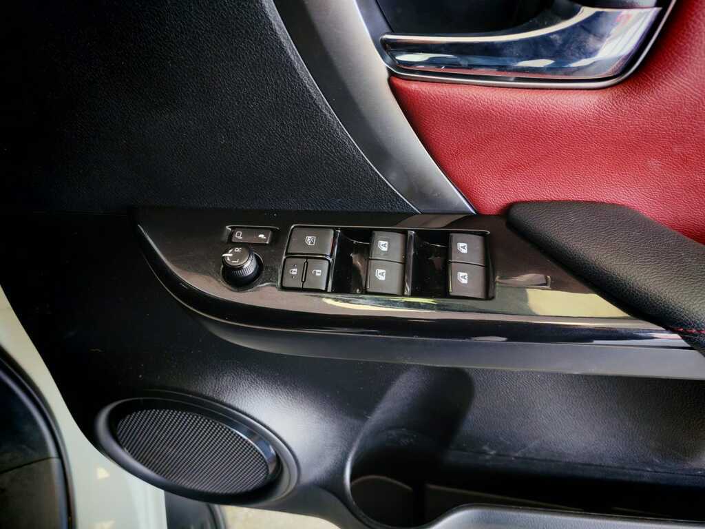 TOYOTA FORTUNER FORTUNER 2.8GD-6 4X4 A/T - 18