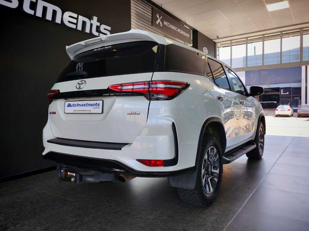 TOYOTA FORTUNER FORTUNER 2.8GD-6 4X4 A/T - 5