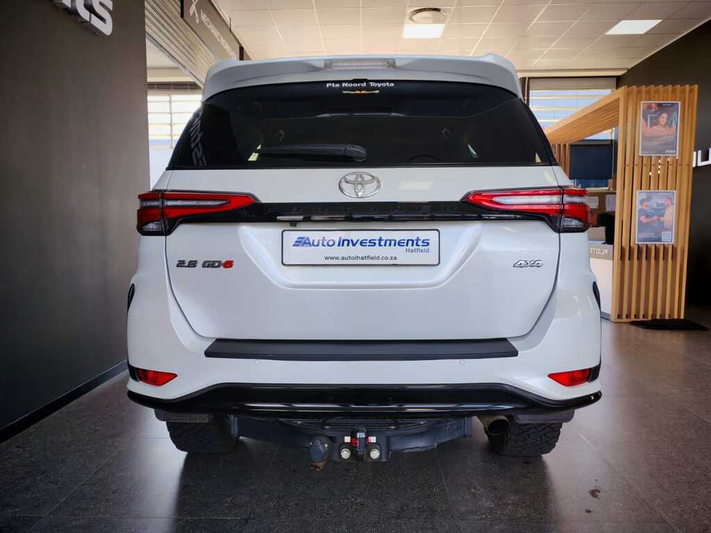 TOYOTA FORTUNER FORTUNER 2.8GD-6 4X4 A/T - 6