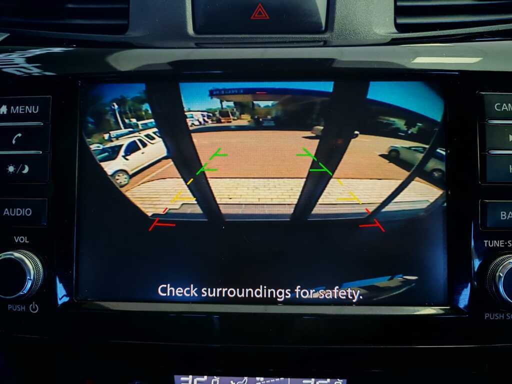 NISSAN NAVARA NAVARA 2.5DDTI LE/LE PLUS 4X4 A/T D/C P/U - 11