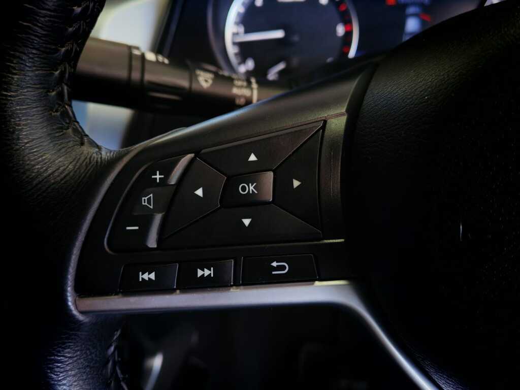 NISSAN NAVARA NAVARA 2.5DDTI LE/LE PLUS 4X4 A/T D/C P/U - 15