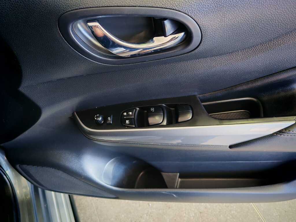 NISSAN NAVARA NAVARA 2.5DDTI LE/LE PLUS 4X4 A/T D/C P/U - 17