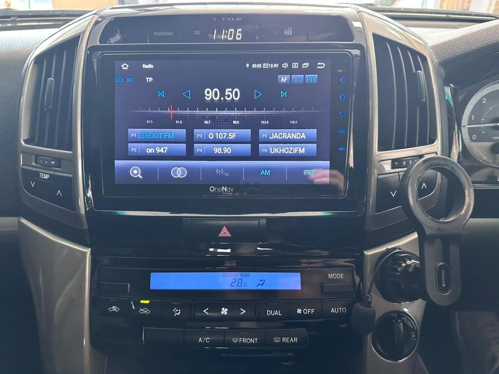 TOYOTA LAND CRUISER 200 LANDCRUISER 200 V8 4.5D GX A/T