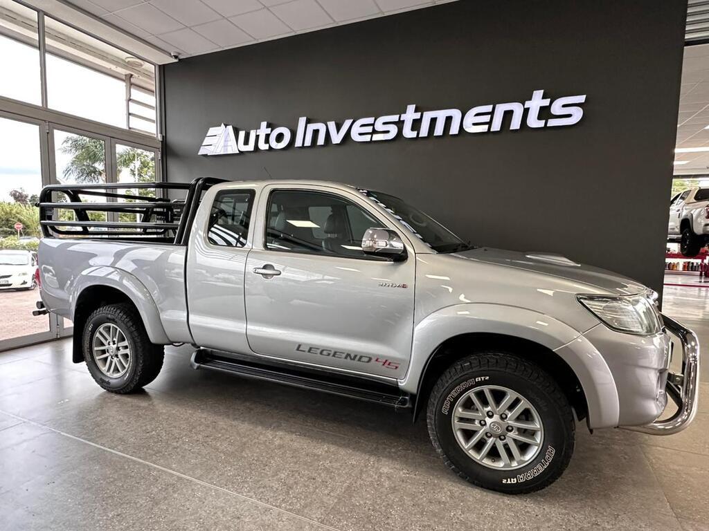 TOYOTA HILUX HILUX 3.0D-4D LEGEND 45 XTRA CAB P/U - 3