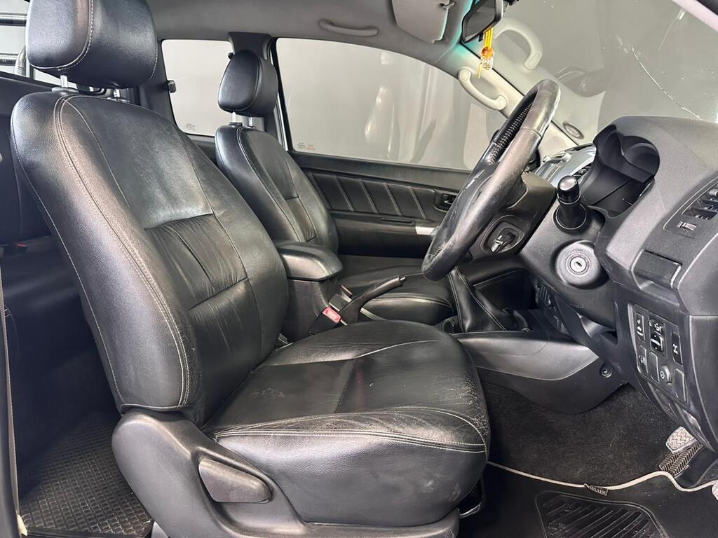 TOYOTA HILUX HILUX 3.0D-4D LEGEND 45 XTRA CAB P/U - 8