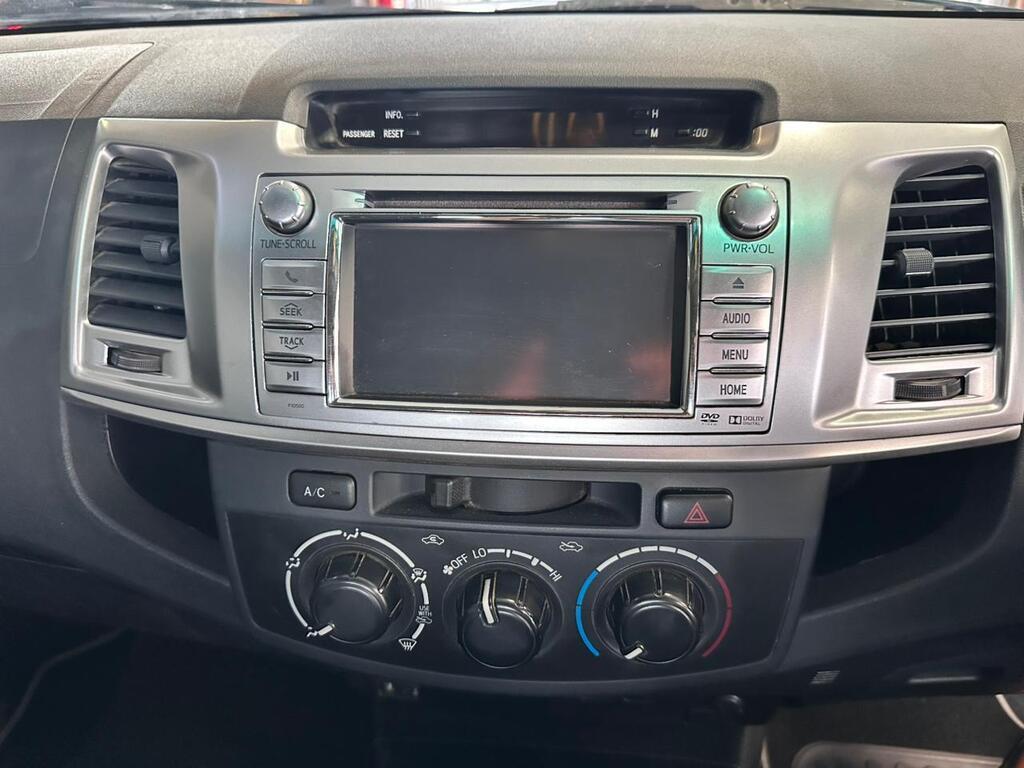 TOYOTA HILUX HILUX 3.0D-4D LEGEND 45 XTRA CAB P/U - 9