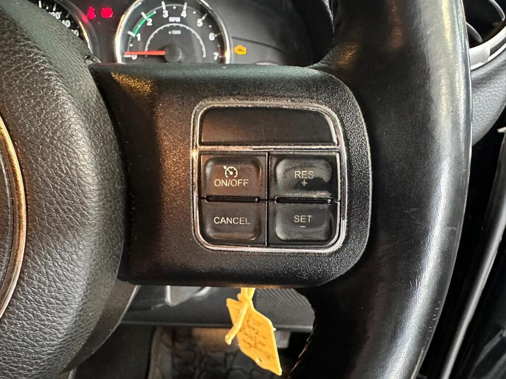 JEEP WRANGLER WRANGLER UNLTD SAHARA 3.6L V6 A/T - 15