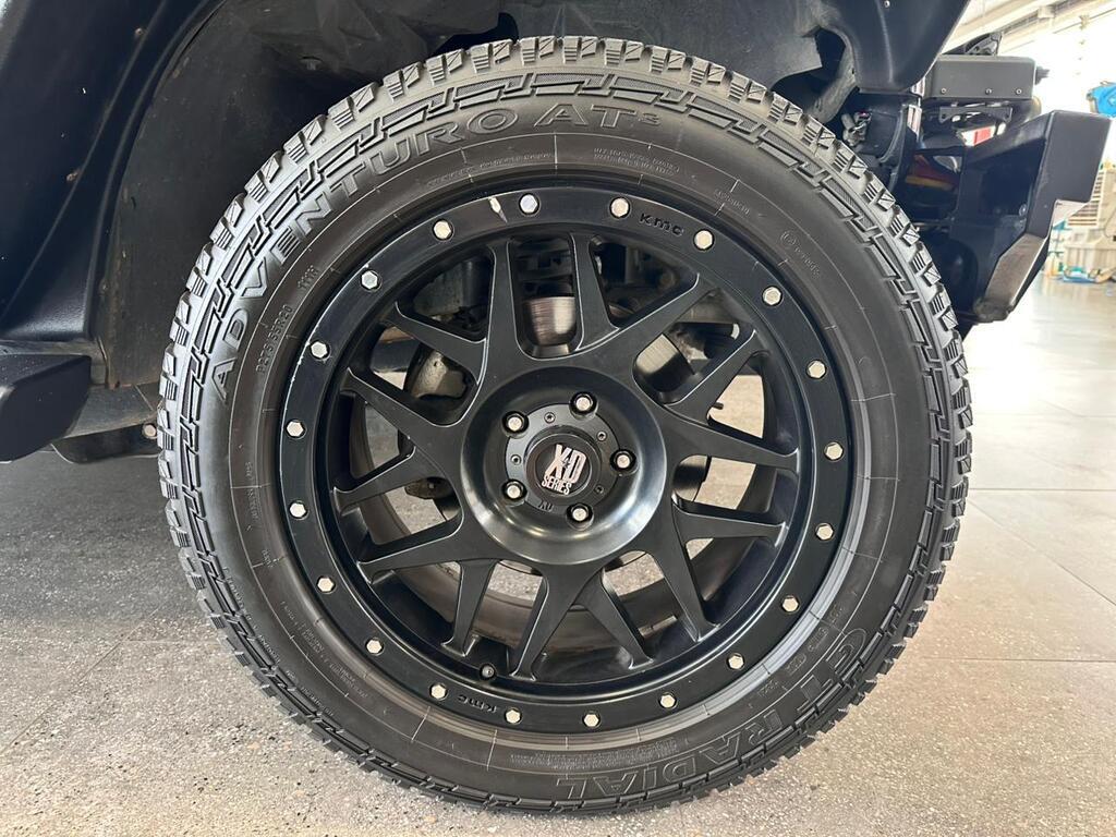 JEEP WRANGLER WRANGLER UNLTD SAHARA 3.6L V6 A/T - 4