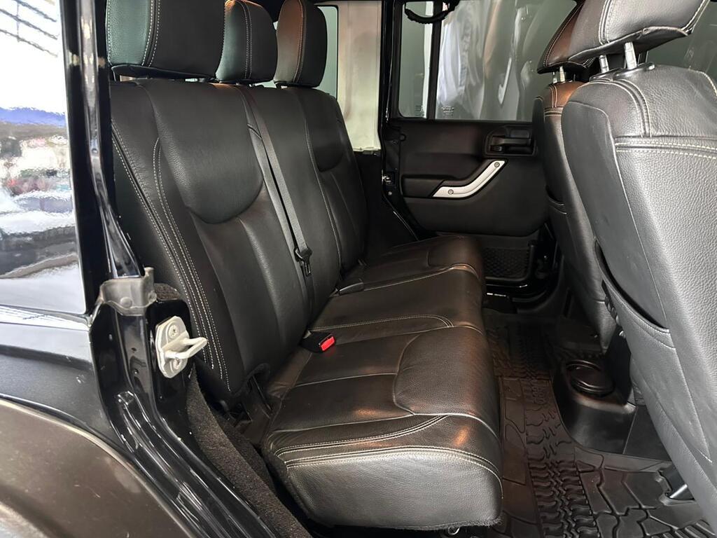 JEEP WRANGLER WRANGLER UNLTD SAHARA 3.6L V6 A/T - 9