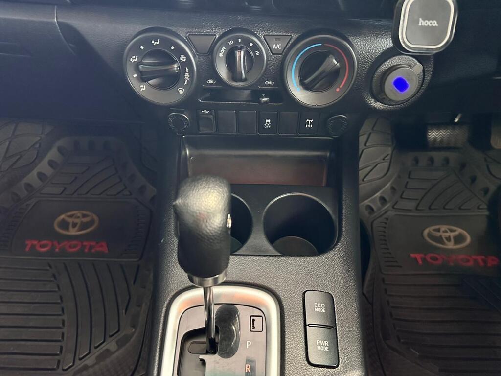 TOYOTA HILUX HILUX 2.8 GD-6 RB RAIDER A/T P/U E/CAB