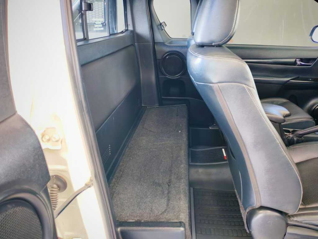 TOYOTA HILUX HILUX 2.8 GD-6 RB RAIDER P/U E/CAB