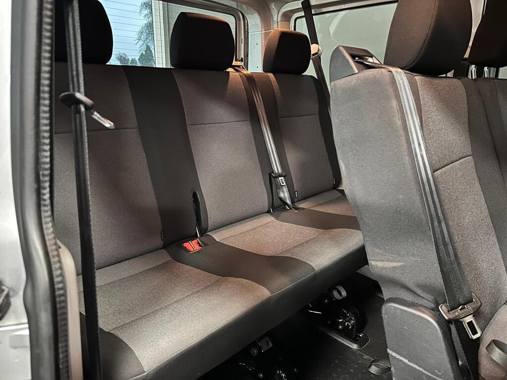 VOLKSWAGEN TRANSPORTER T6 C/BUS 2.0 BiTDi SWB 132 KW 4MOT DSG F/C P/V