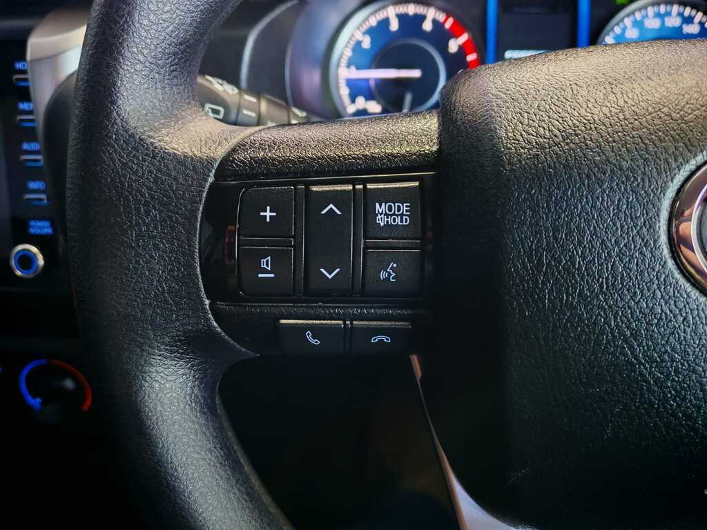 TOYOTA FORTUNER FORTUNER 2.4GD-6 R/B A/T