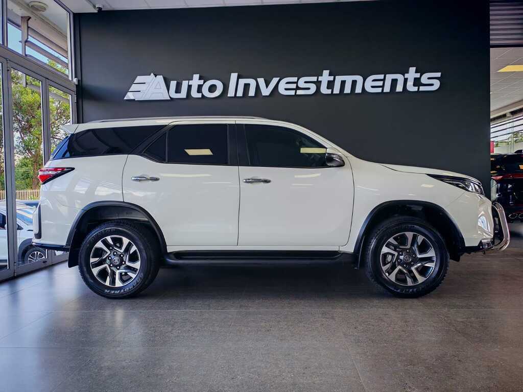 TOYOTA FORTUNER FORTUNER 2.4GD-6 R/B A/T