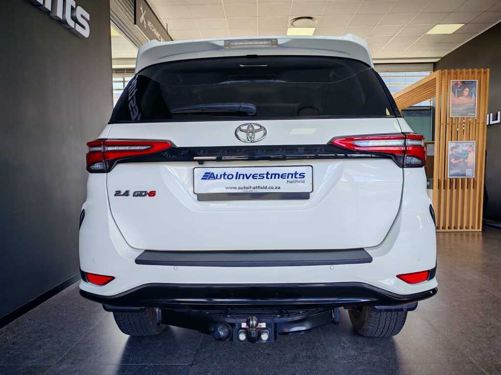 TOYOTA FORTUNER FORTUNER 2.4GD-6 R/B A/T