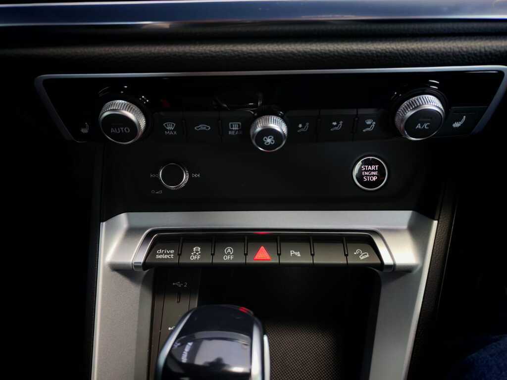 AUDI Q3 Q3 SPORTBACK 40 TFSI FSI QUAT STRON S LINE