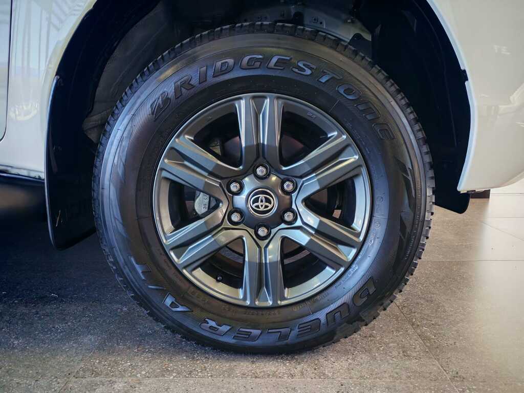 TOYOTA HILUX HILUX 2.4 GD-6 RB RAIDER A/T P/U D/C - 7