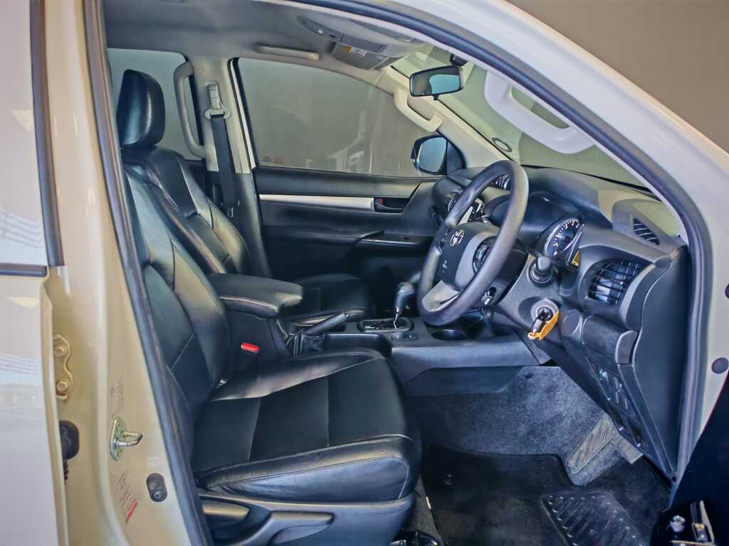 TOYOTA HILUX HILUX 2.4 GD-6 RB RAIDER A/T P/U D/C - 9