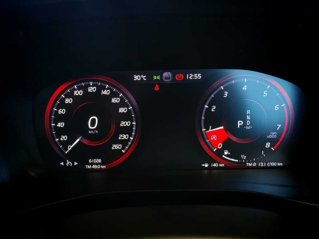 VOLVO XC40 XC40 T5 R-DESIGN AWD GEARTRONIC - 16