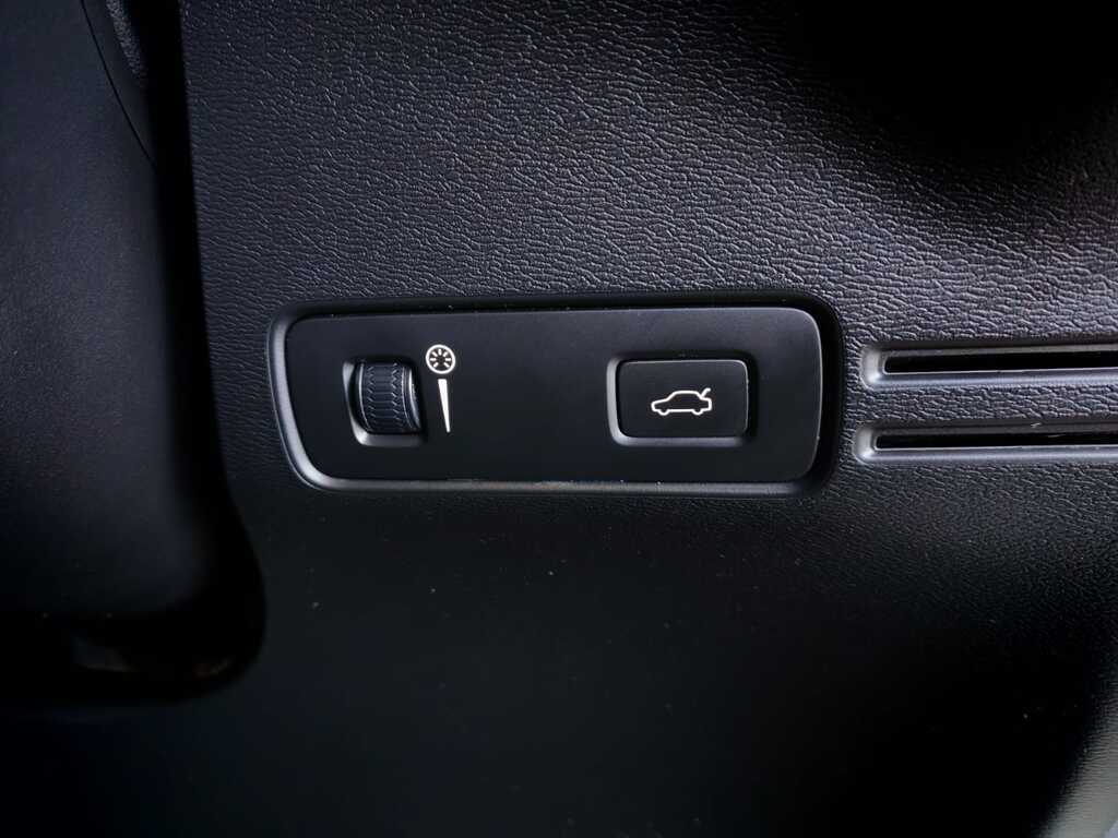 VOLVO XC40 XC40 T5 R-DESIGN AWD GEARTRONIC - 19