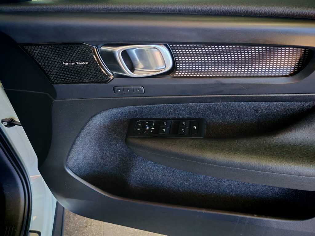 VOLVO XC40 XC40 T5 R-DESIGN AWD GEARTRONIC - 20