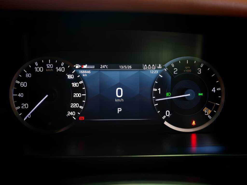 LAND ROVER DEFENDER DEFENDER 110 D300 HSE X-DYNAMIC