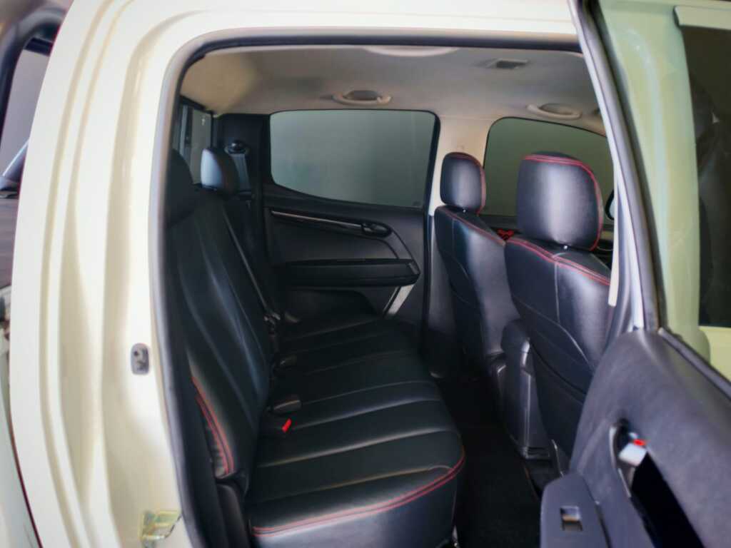 ISUZU D-MAX D-MAX 250 HO X-RIDER A/T D/C P/U - 7