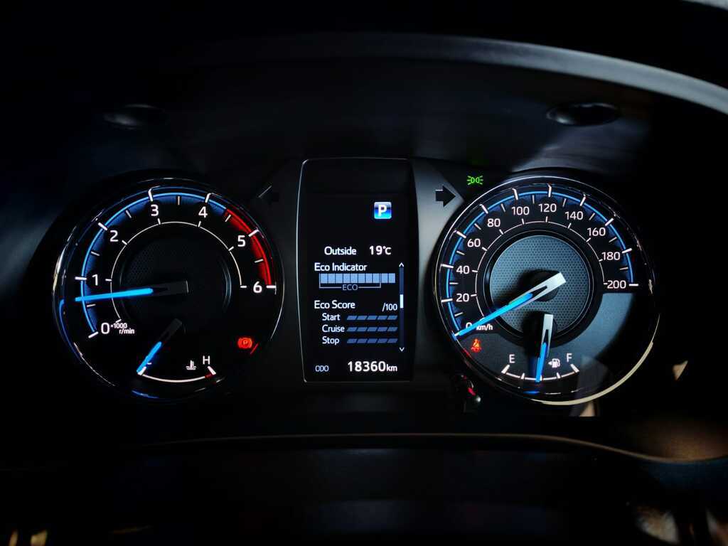 TOYOTA HILUX HILUX 2.8 GD-6 RB LEGEND A/T P/U E/CAB - 12