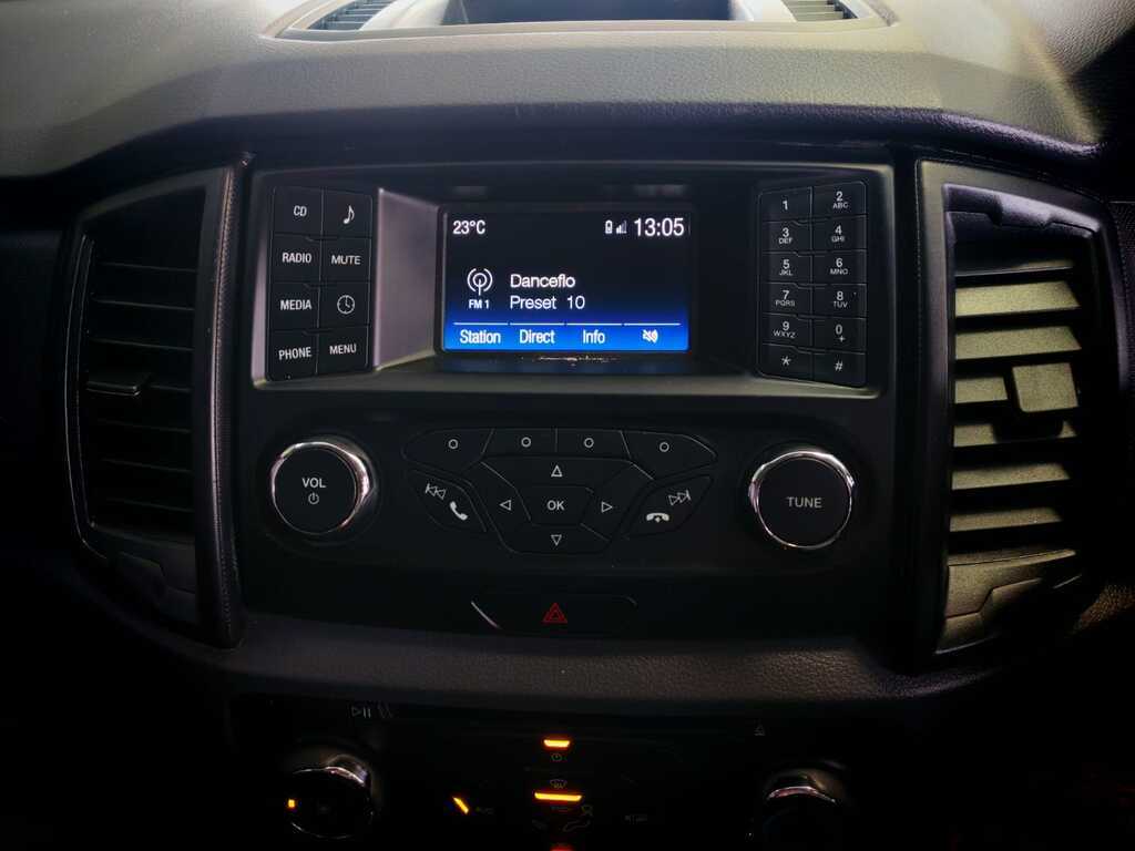 FORD EVEREST EVEREST 2.2 TDCi  XLS A/T - 13