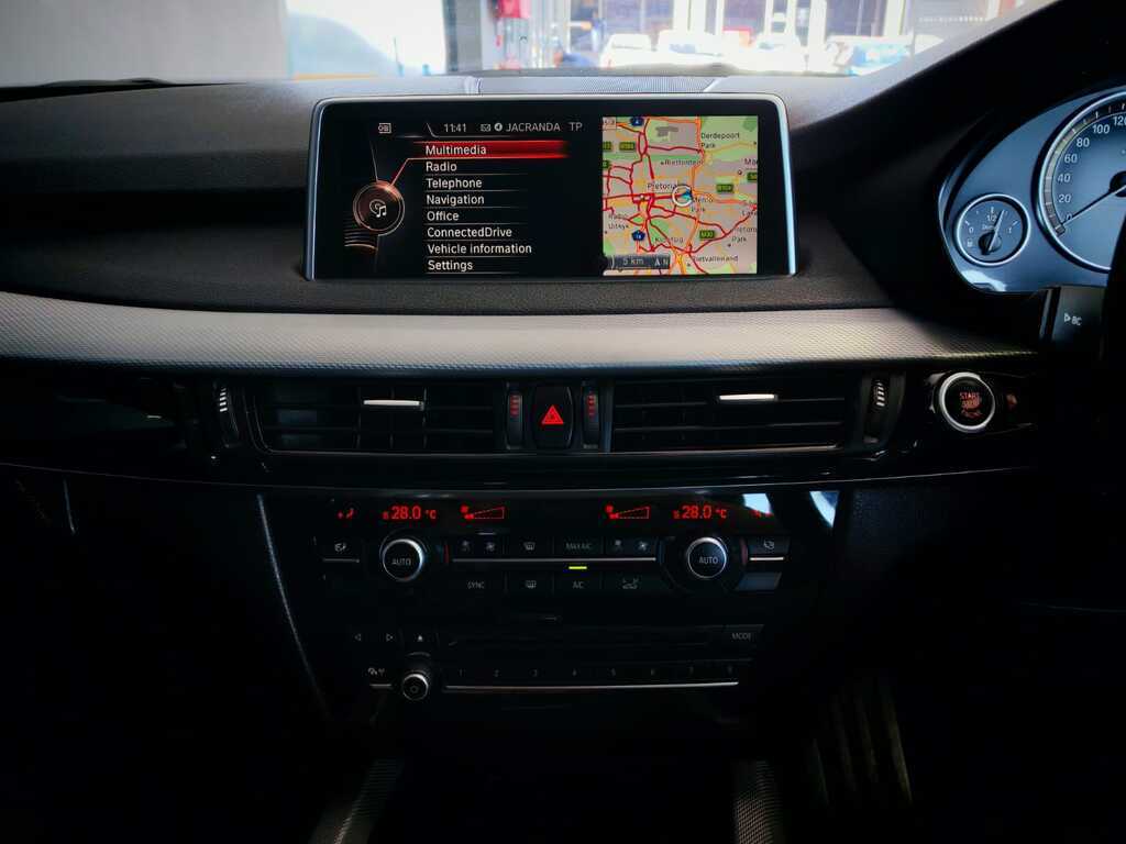 BMW X5 X5 xDRIVE30d M-SPORT A/T - 13
