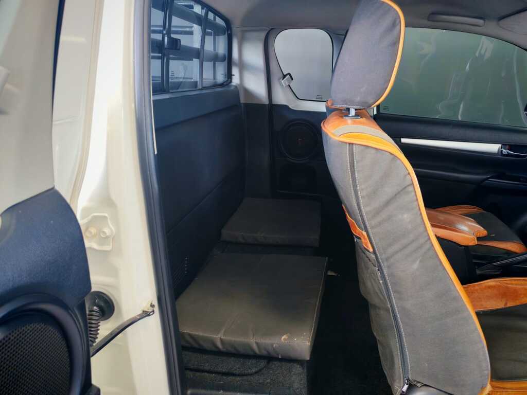 TOYOTA HILUX HILUX 2.8 GD-6 RB RAIDER A/T P/U E/CAB