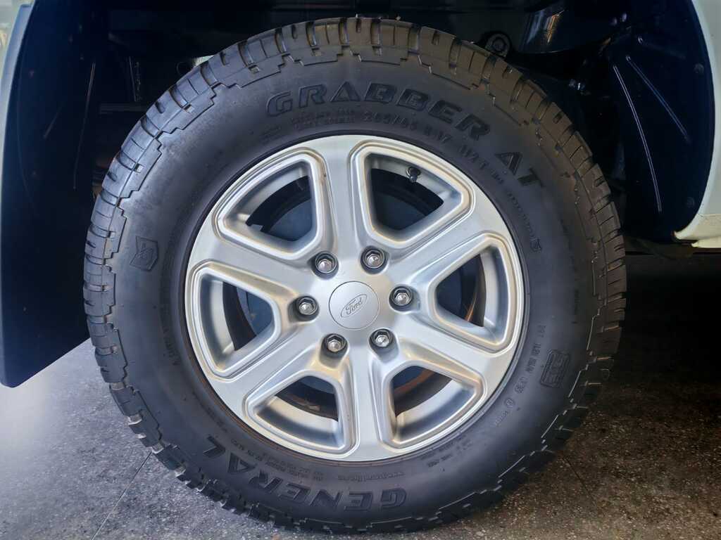 FORD RANGER RANGER 3.2TDCi XLT A/T P/U D/C - 6