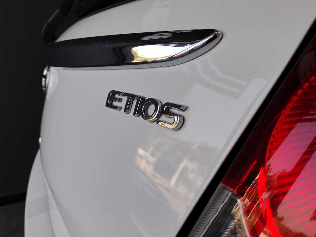 TOYOTA ETIOS ETIOS 1.5 Xs/SPRINT 5Dr - 6