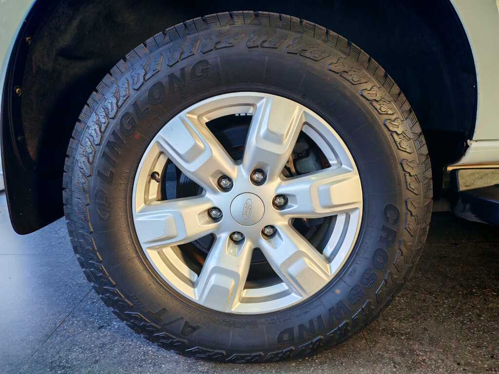 FORD EVEREST EVEREST 2.2 TDCi  XLS A/T - 5